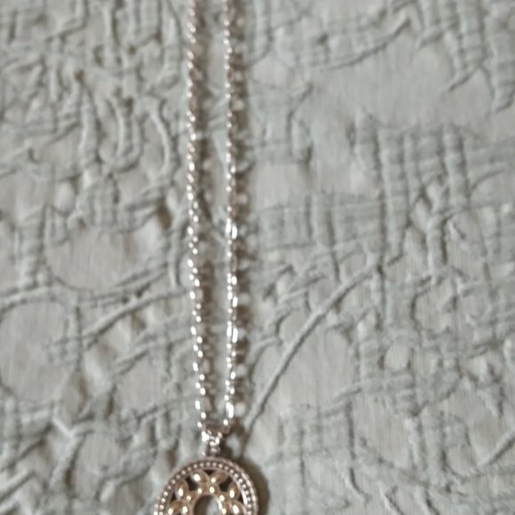John Hardy 18k Gold and Silver Medallion Necklace - Picture 3 of 7